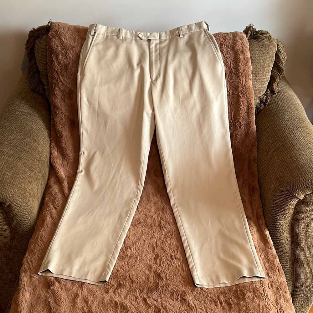 Jos A Bank Traveler Dress Pant